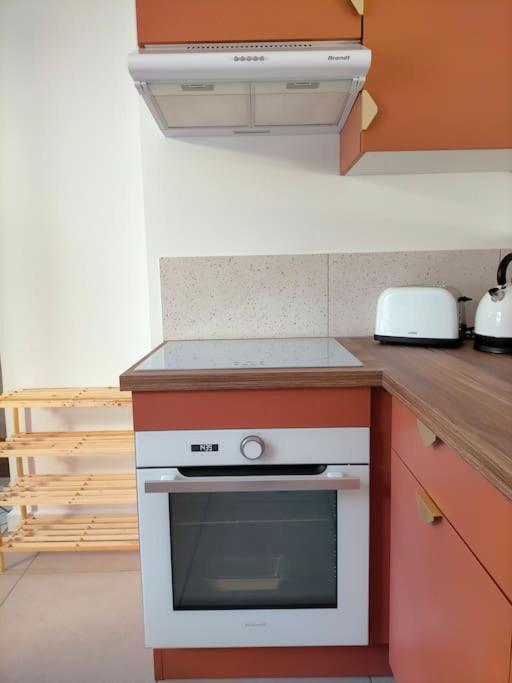"Le Boheme", Logement Cosy, Au Calme Vertrieu Exterior photo